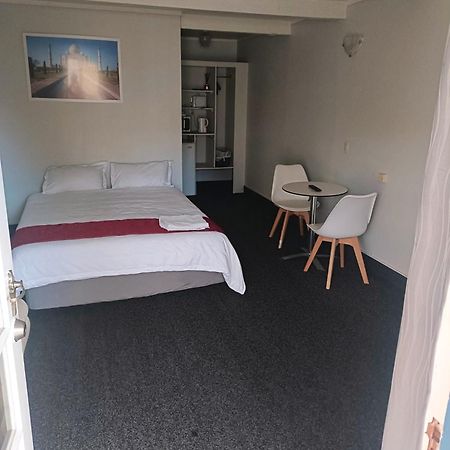 The Cave Motel 르빈 외부 사진