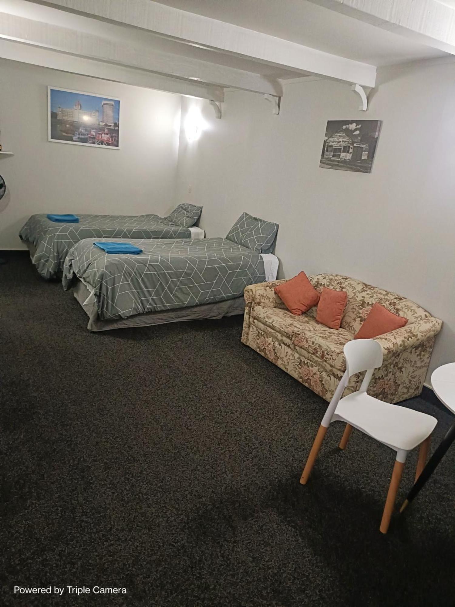 The Cave Motel 르빈 외부 사진